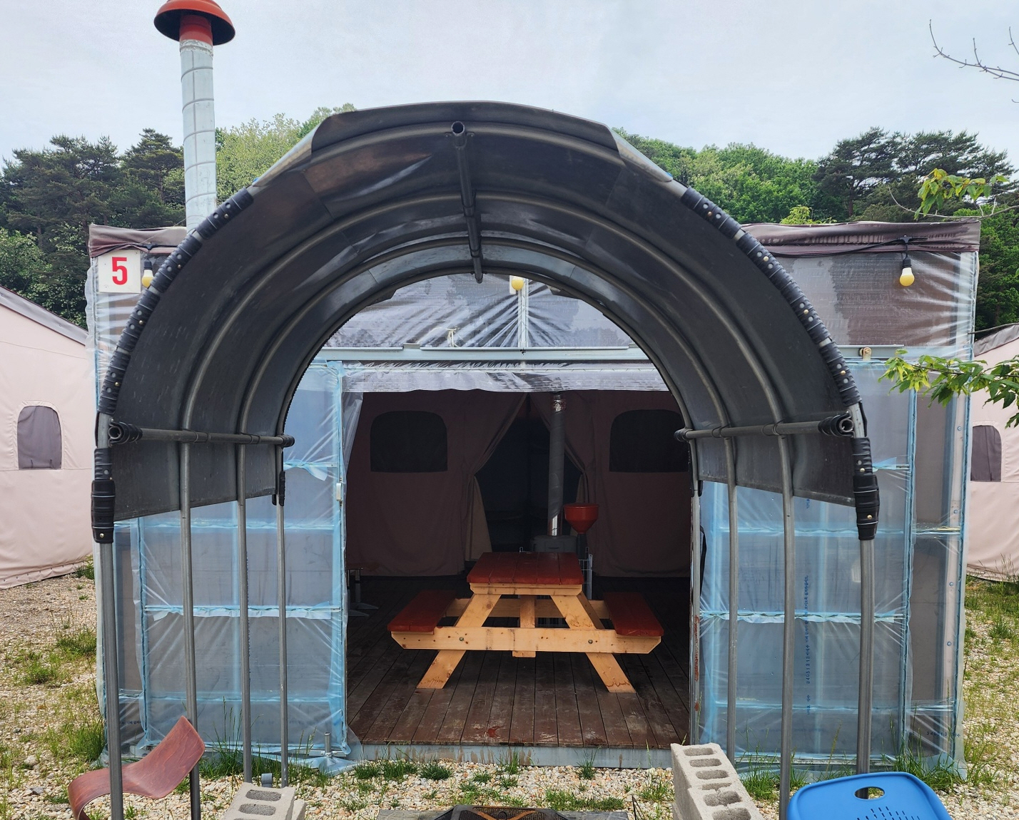 twoRoom