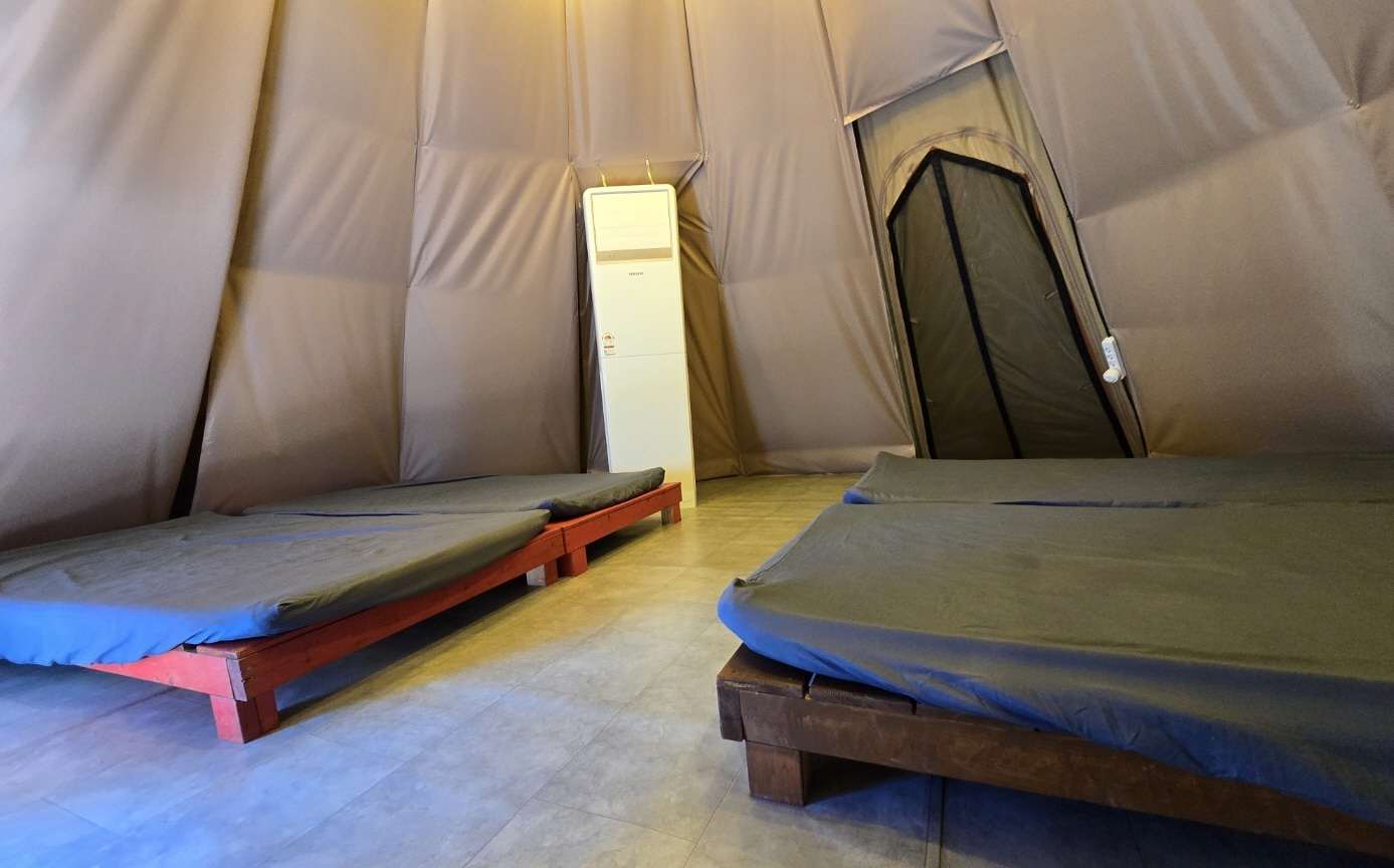 half_glamping