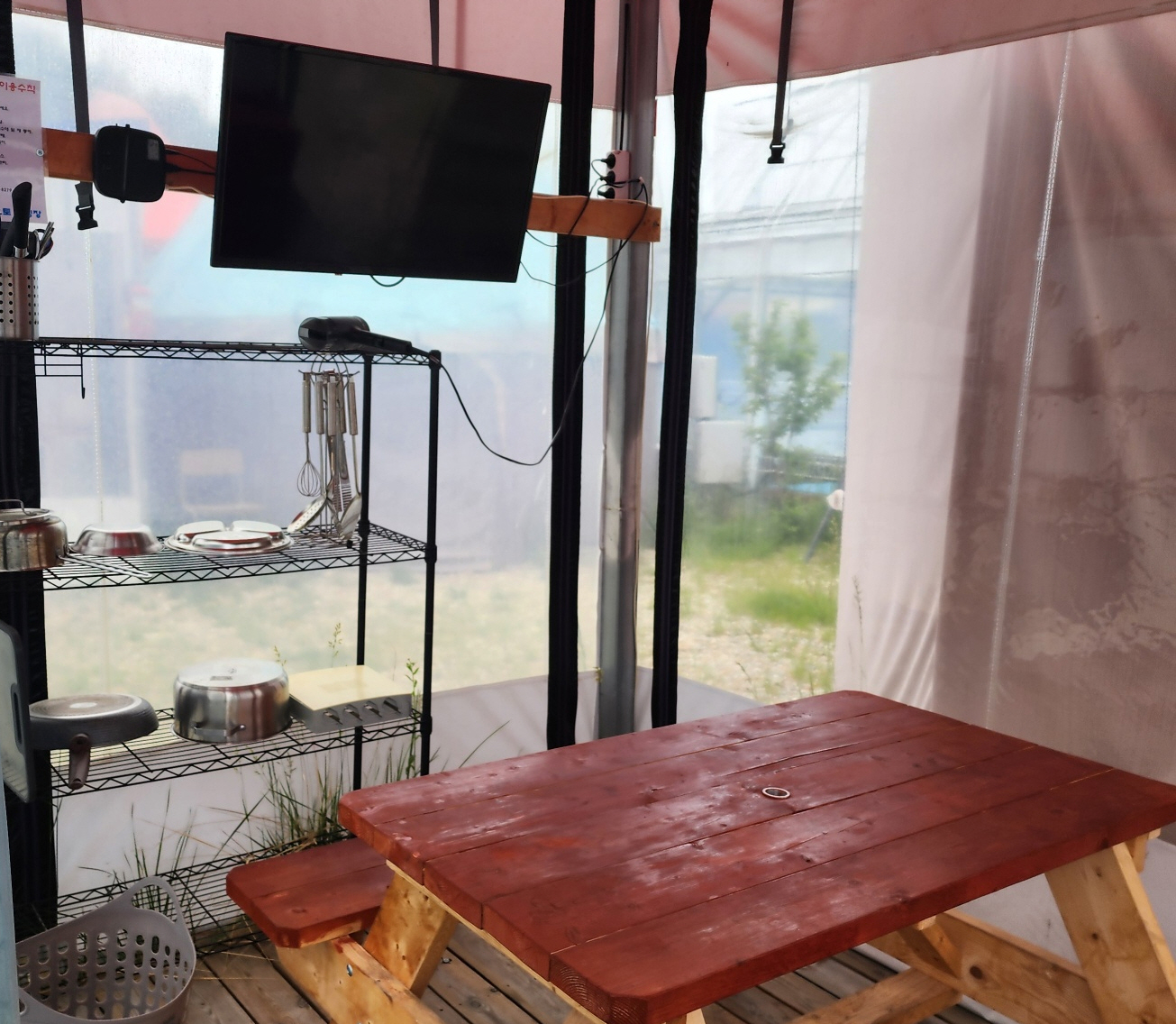 half_glamping