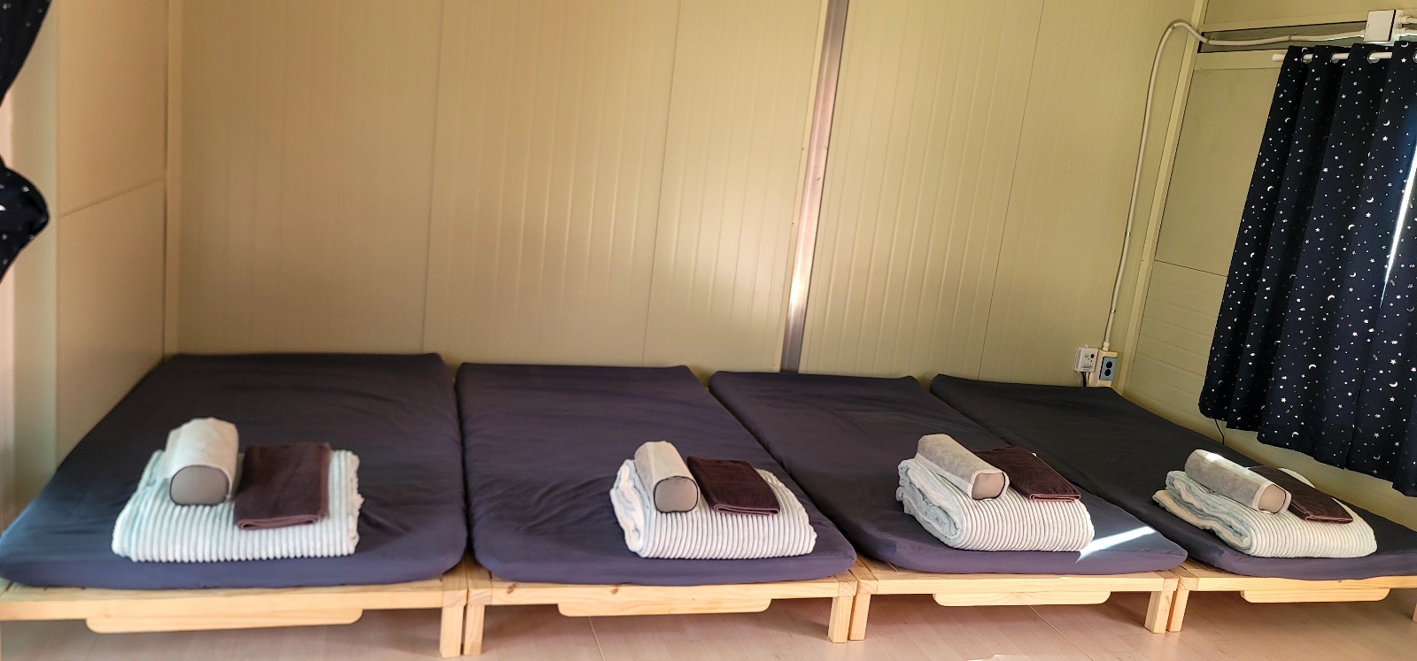 camping_room