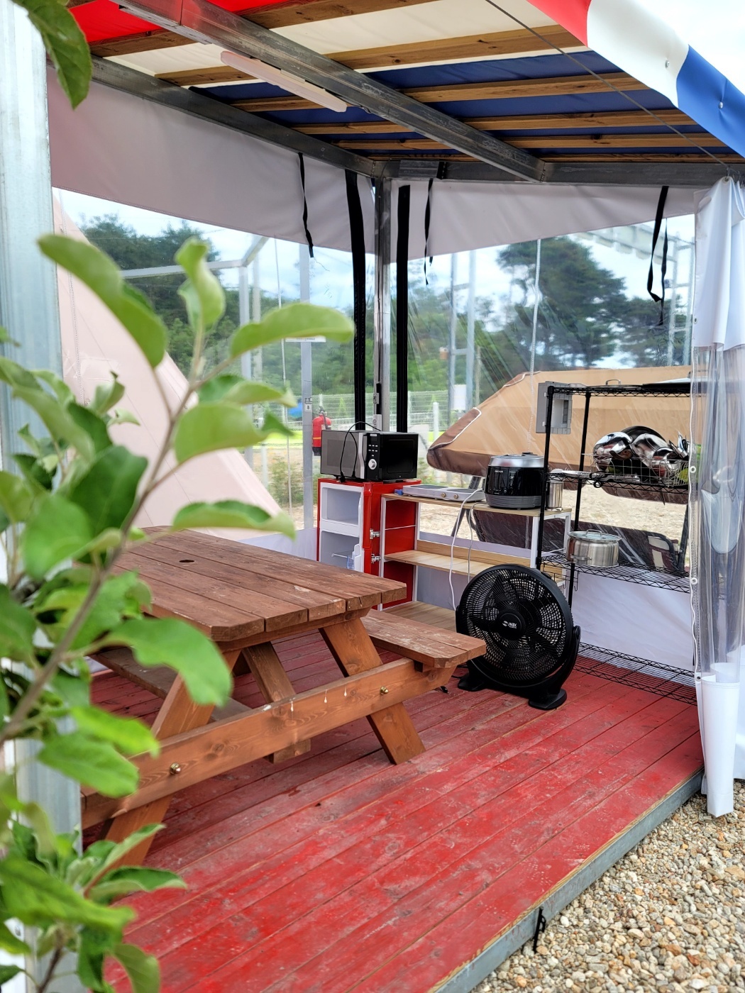 half_glamping