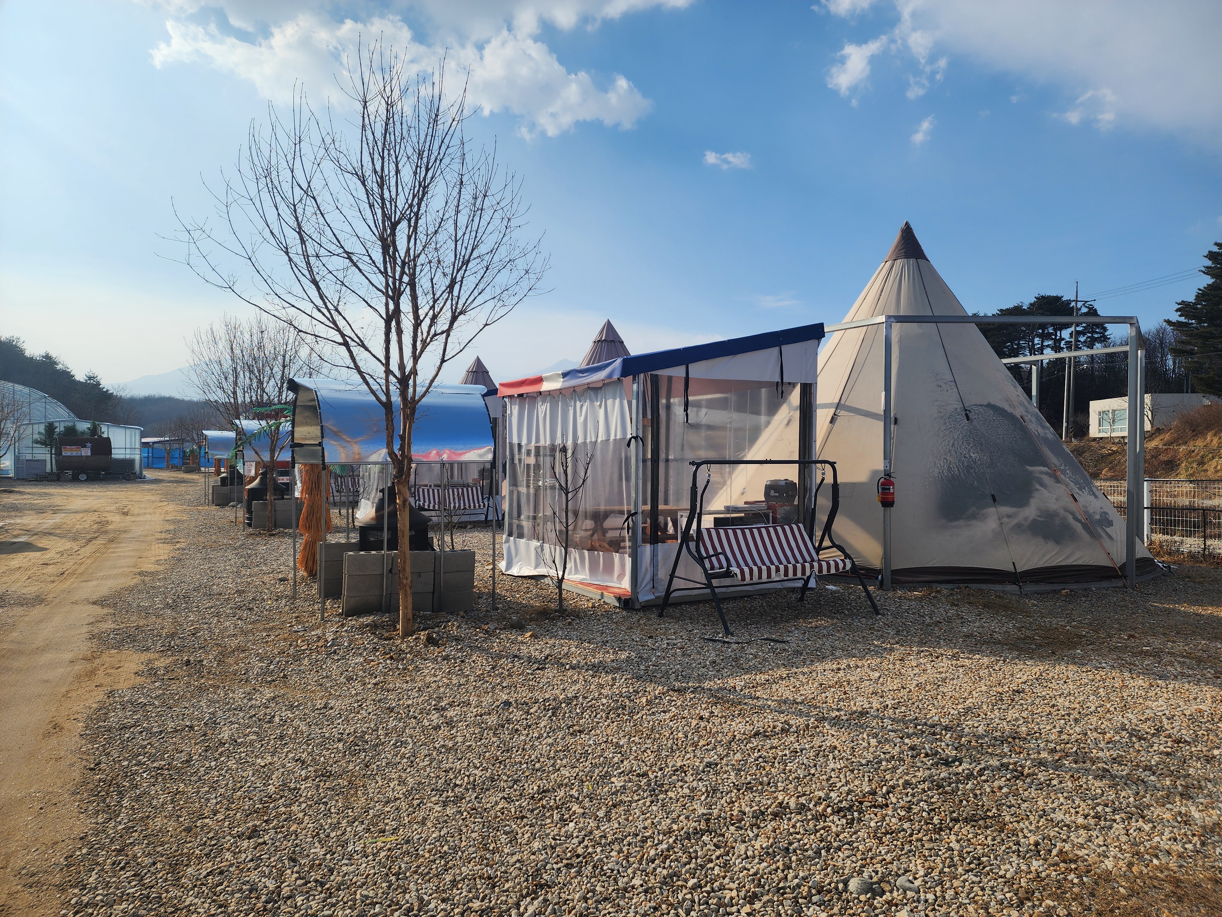 half_glamping